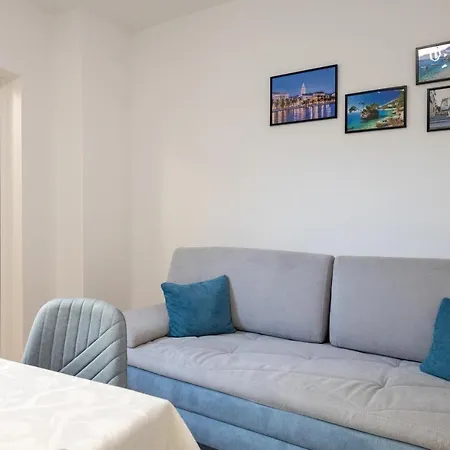 Lovely Ivana In Centre With Terrace Apartment *